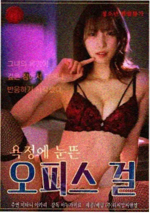 双胞胎换装比赛的萌娃搞笑视频画面